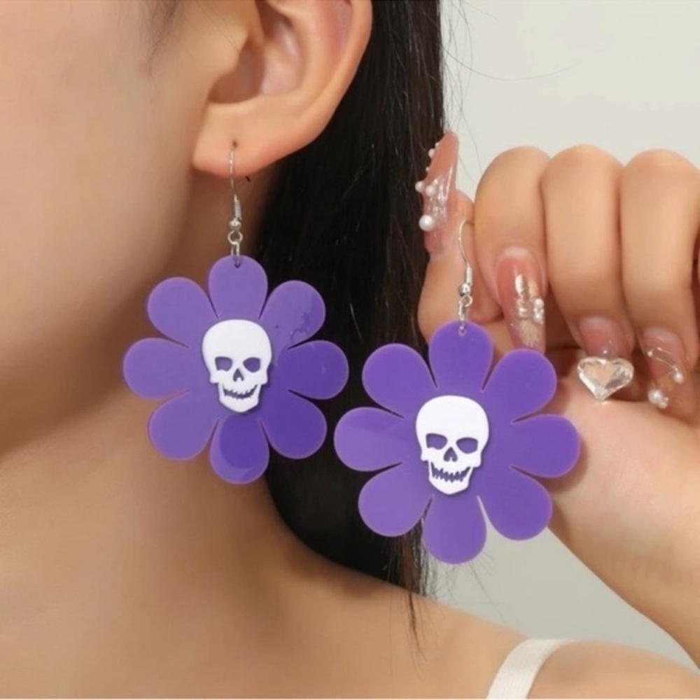 Halloween Kawaii Lolita Goth Purple Flower Skull Earrings
